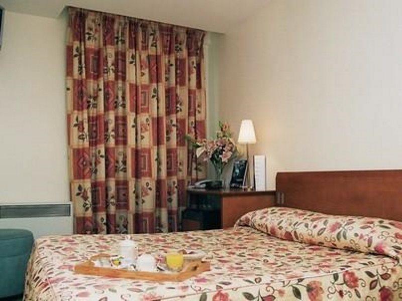 Hotel Le Montana Paris Eksteriør billede